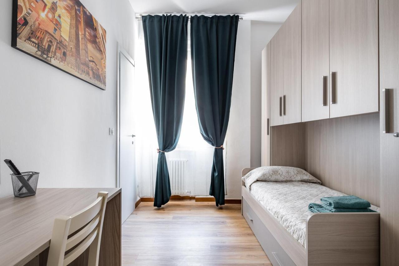 Studio 24 - Holiday & Business Apartment Болонья Екстер'єр фото